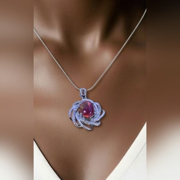925 Sterling Silver Pendant with Naural Red Opal Gem & Cz - Picture 3 of 7